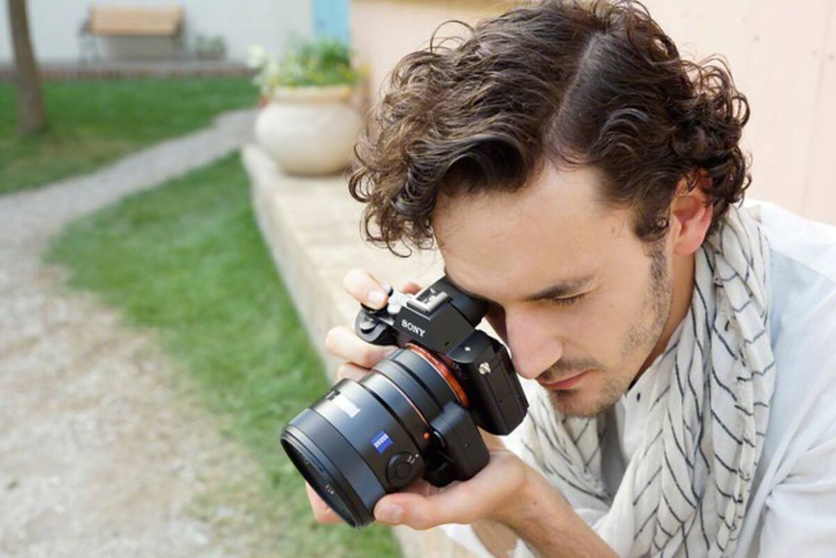 La nueva Alpha 7 de Sony. La primera cámara ‘Full Frame’ con cuerpo compacto que captura fotografías de alta calidad con la facilidad y comodidad. Colprensa