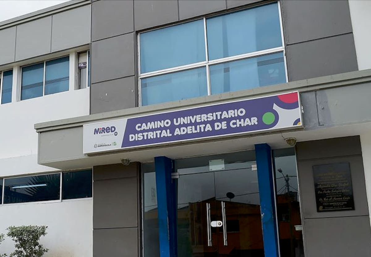 En el Camino Adelita de Char murió la madrugada de este domingo Jaime Daniel Barros, quien fue herido con arma blanca la tarde del ayer sábado debajo del puente de la Calle Murillo con la Vía Circunvalar, en los límites de Soledad y Barranquilla.//Cortesía MiRed.