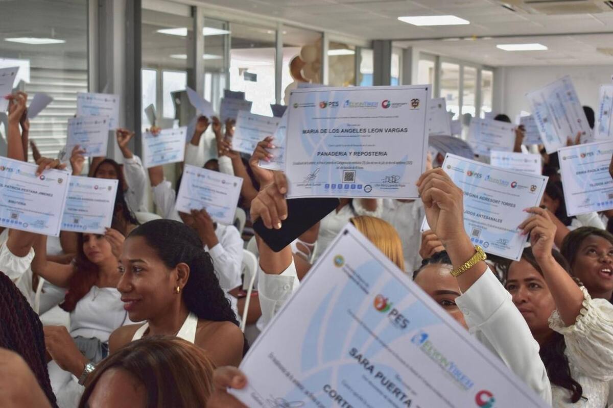 250 personas culminaron formación técnica: tendrán emprendimientos