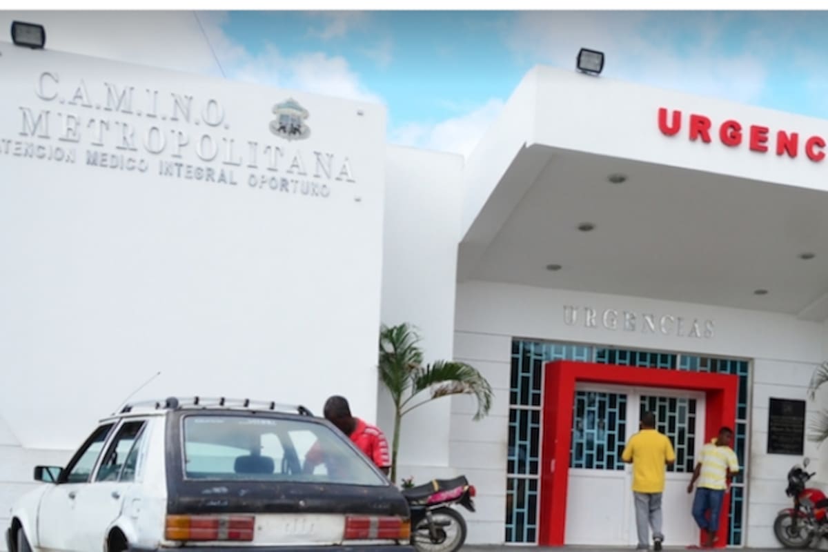 Hombre murió luego de ser arrojado desde un carro: estaba atado de manos