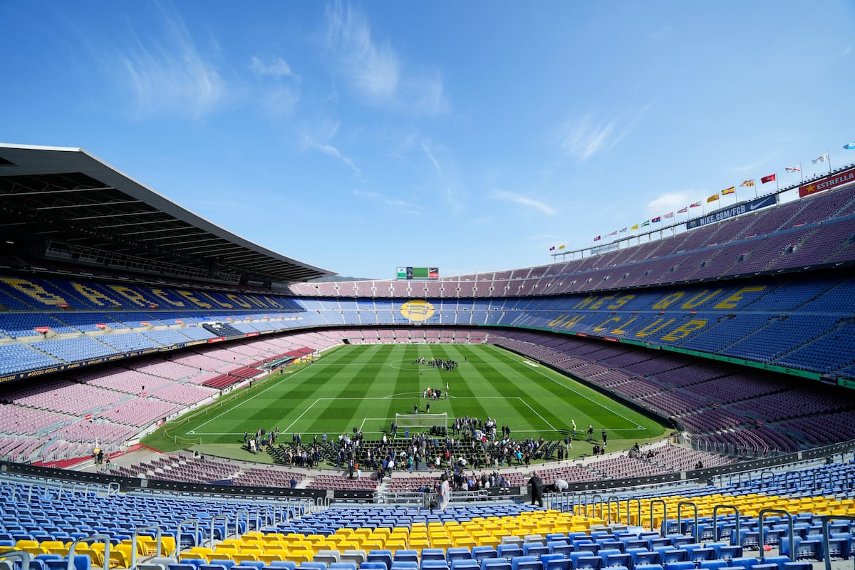 Aspecto del acto simbólico del inicio de las obras del futuro Spotify Camp Nou con la colocación de la primera piedra el 29 de mayo de 2023 . //Foto, EFE: Alejandro García
