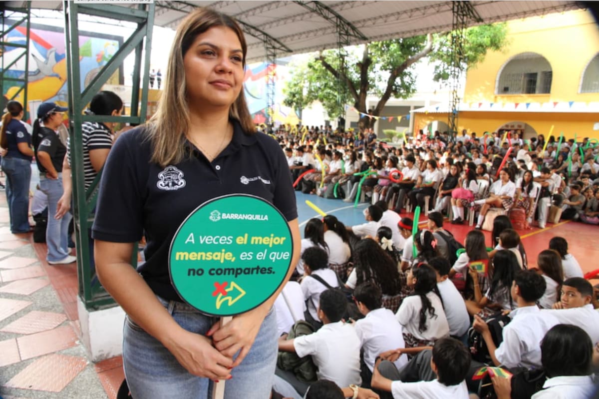 El llamado de la Alcaldía de Barranquilla es que antes de reenviar un contenido, la comunidad se haga las preguntas claves para evitar la desinformación.//Cortesía Alcaldía de Barranquilla.