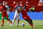 Canadá y Bosnia empataron en una buena presentación del otro anfitrión