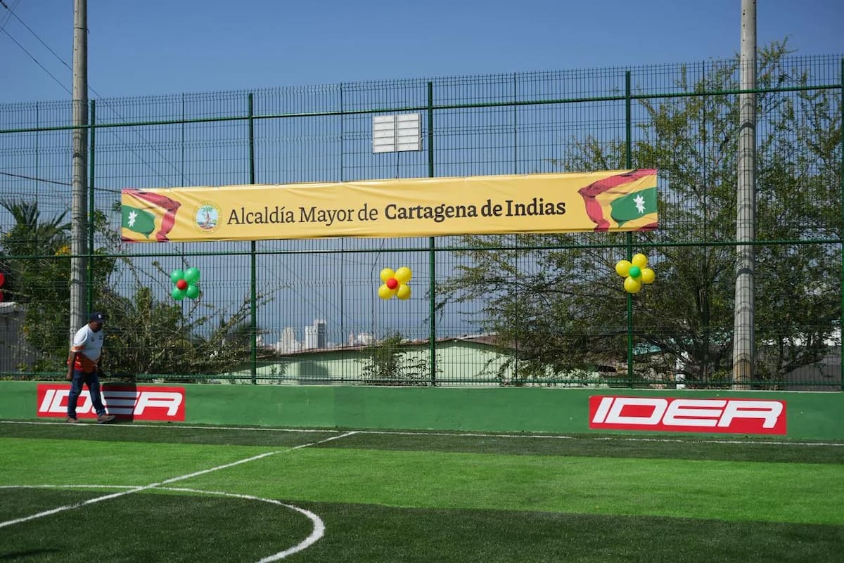 Cancha entregada en Loma Fresca. // Alcaldía de Cartagena