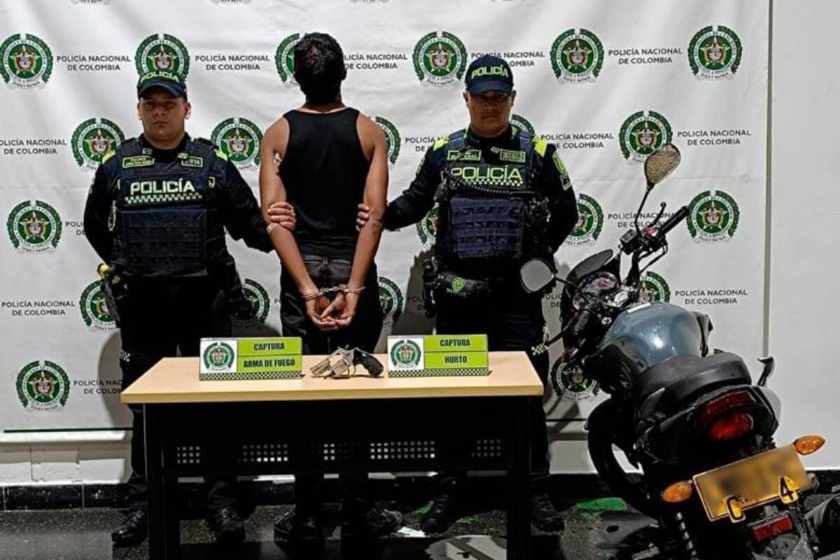 Hijo del exfutbolista Iván René Valenciano fue capturado por hurto