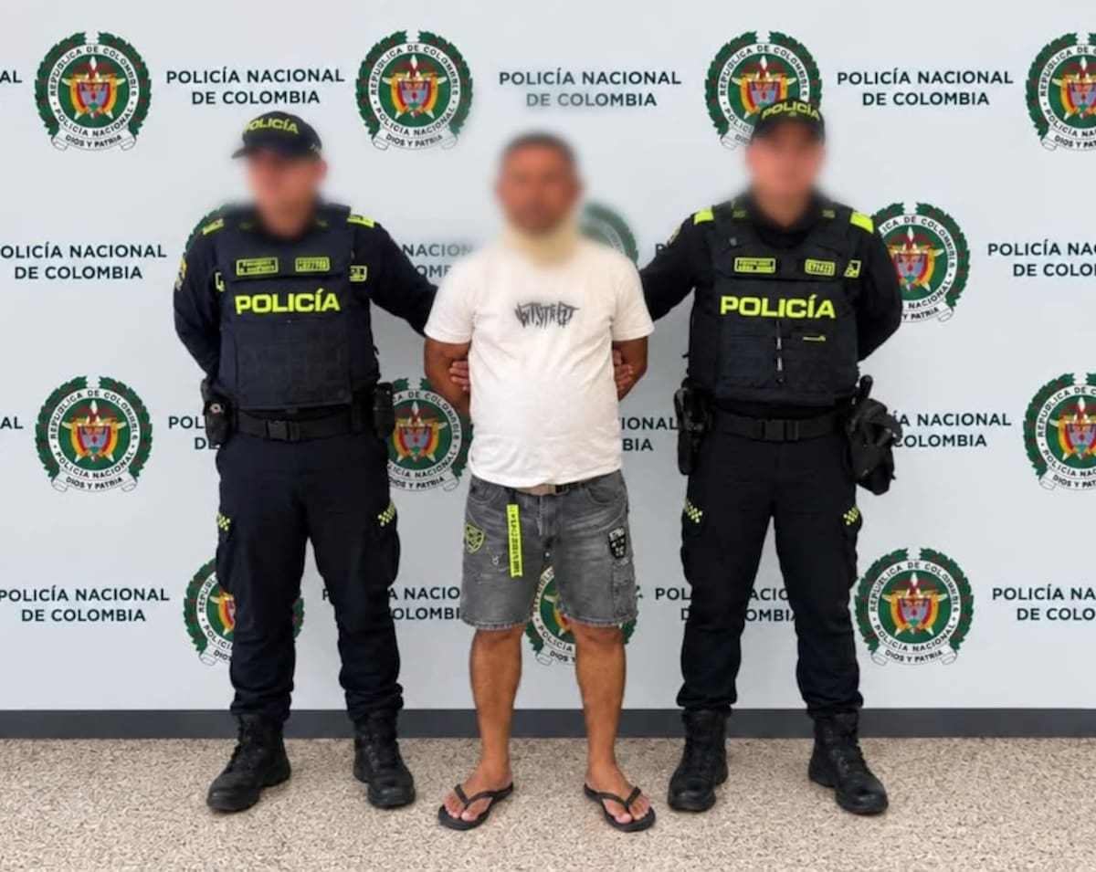 Alias ‘Ozuna’ fue puesto bajo las órdenes de la autoridad competente para que responda por los delitos de los que está señalado.//Cortesía Policía Mebar.