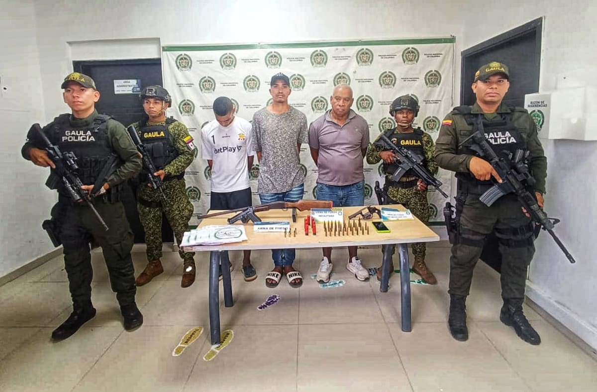 Captura de tres delincuentes del Clan del Golfo. // Cortesía Policía de Bolívar