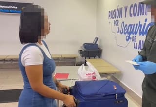 Video: cae mujer en el Aeropuerto Rafael Núñez con droga en su equipaje, iba a Países Bajos