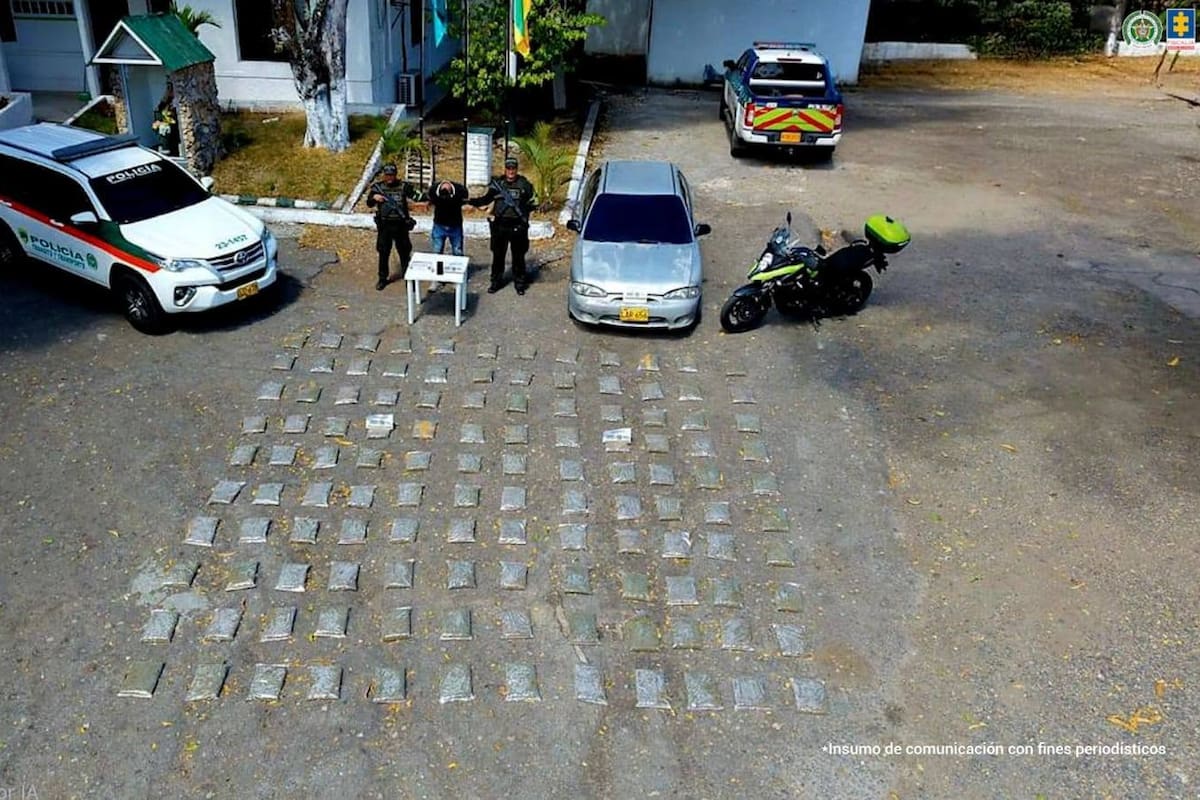 Lo sorprendieron con 131 kilos de marihuana en el baúl del carro: lo capturaron