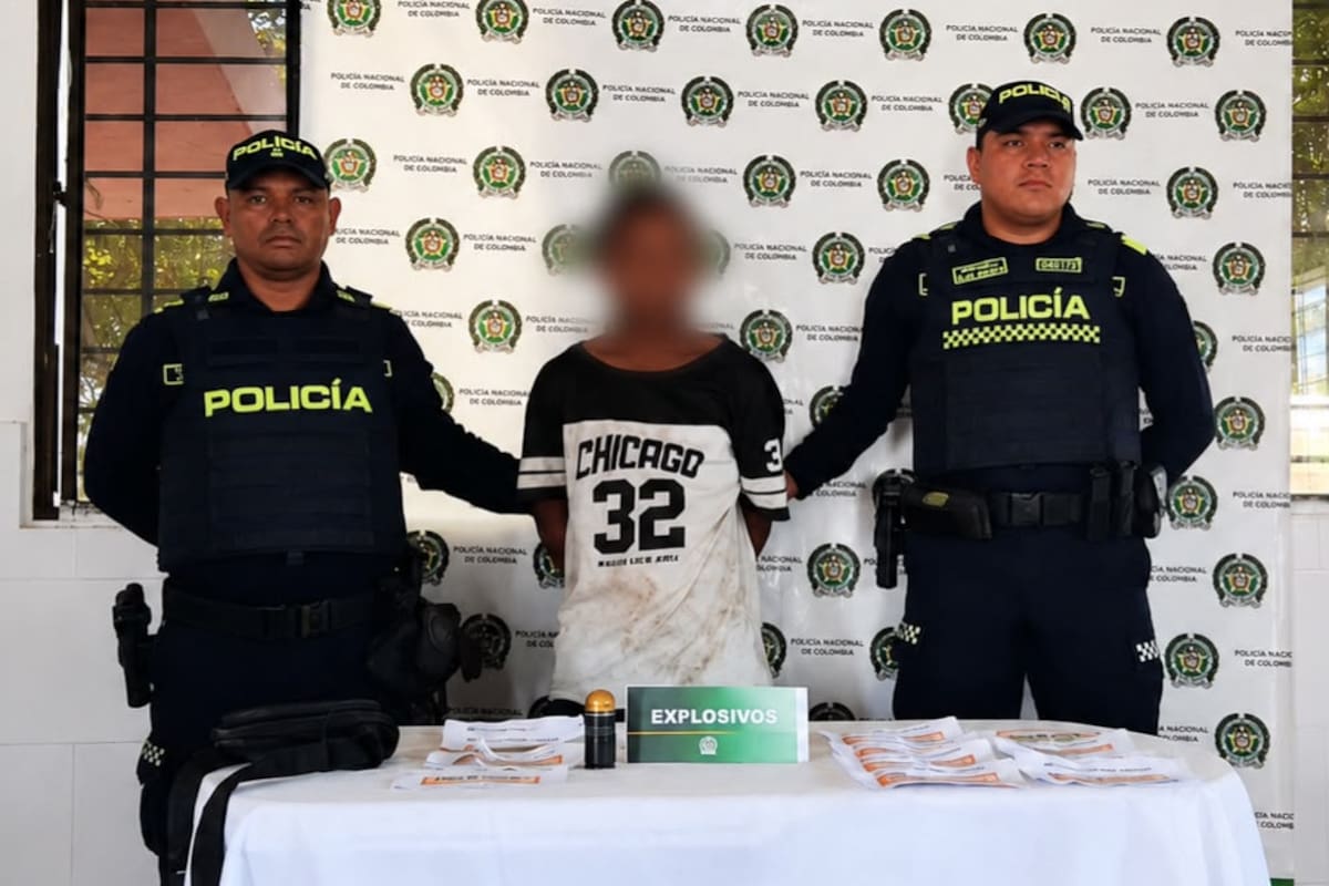 Lo capturaron cuando intentó escapar de la Policía: dejó un bolso con una granada y panfletos