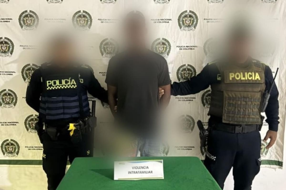 Marialabaja: ‘El Chavo’ llegó borracho a casa, no encontró comida y golpeó a su pareja