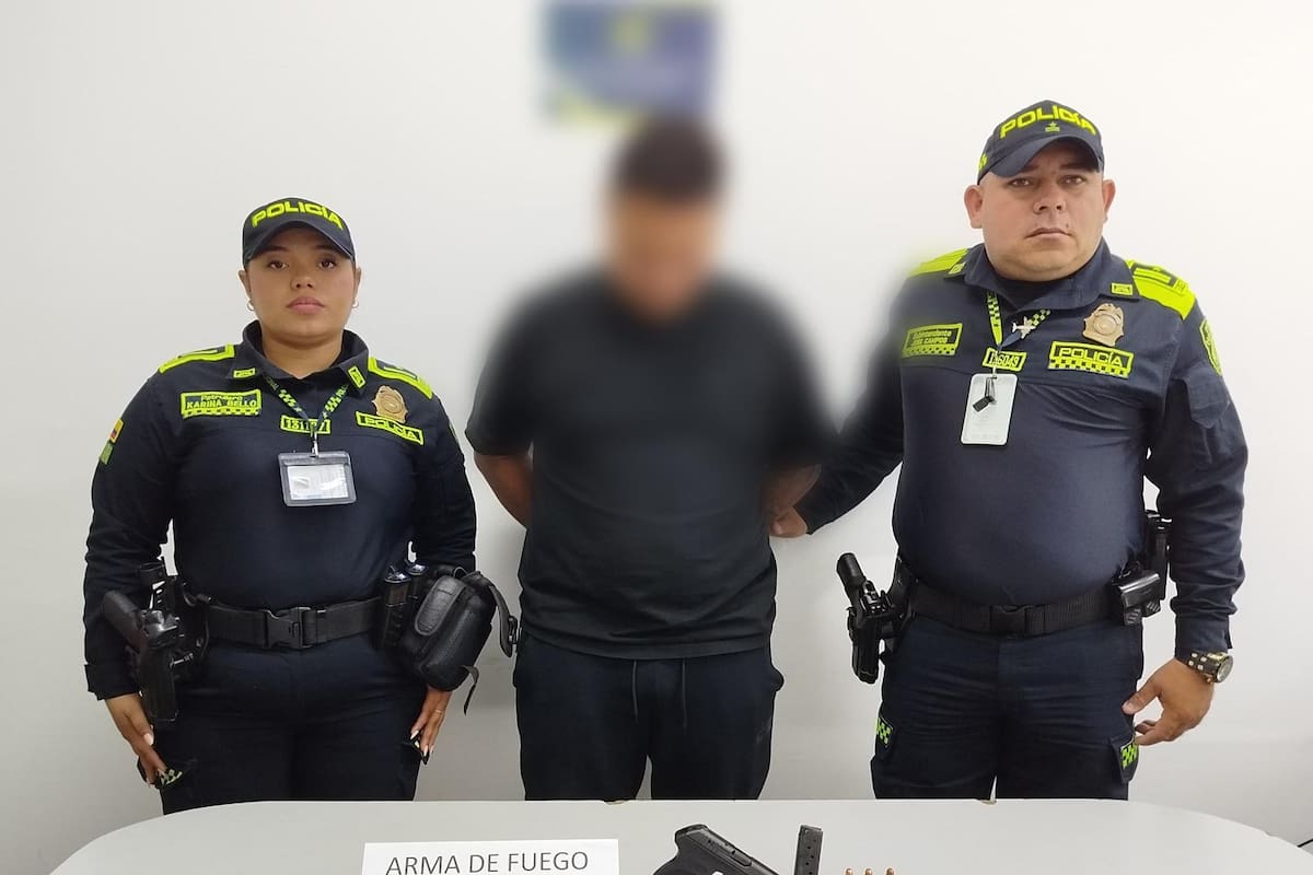 ¿Qué intentaba ingresar un hombre de 45 años al aeropuerto? Esto es lo que se sabe