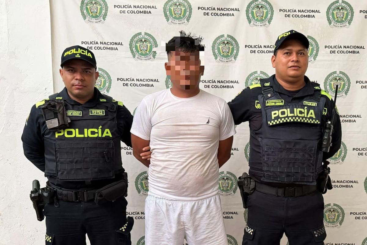 Así cayó presunto extorsionista que intimidaba a comerciante por WhatsApp