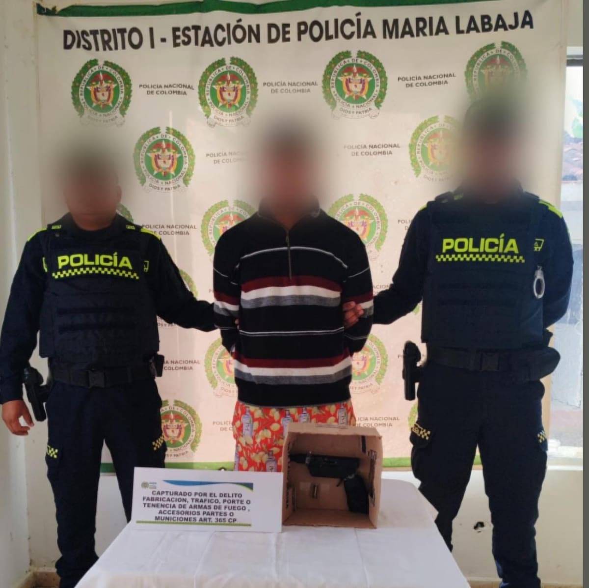 Alias ‘Jhoncito’ fue capturado por la Policía en el barrio Alto Prado, en Marialabaja, cuando presuntamente pretendía cometer un atraco. //FOTO: POLICÍA NACIONAL.
