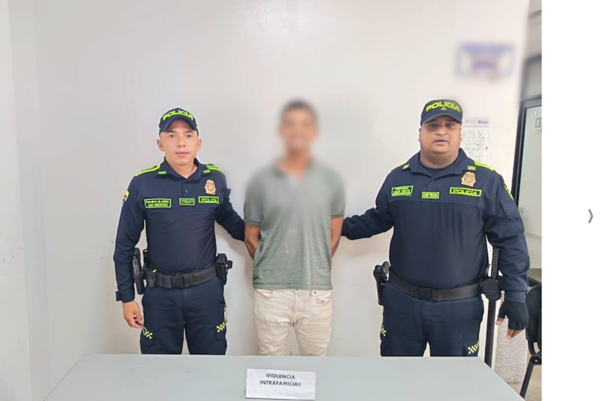 Le pegaba a su hermana y Policía lo capturó por violencia intrafamiliar