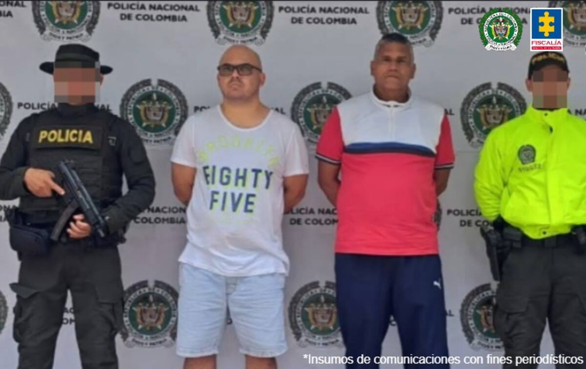 Los tres capturados, dice la Fiscalía, son señalados de obtener cocaína en el suroccidente del país, transportarla a los puertos del Caribe colombiano y sacarla con destino a Calabria (Italia).