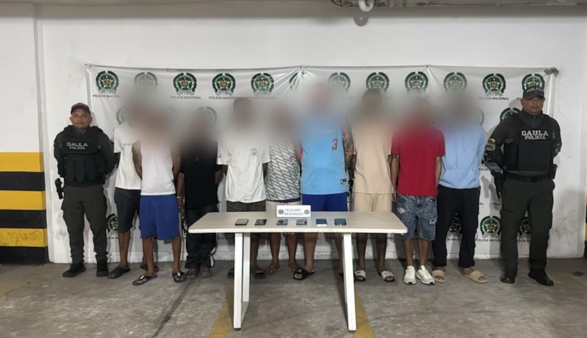 Durante el operativo conjunto de la Policía y Fiscalía alía permitió capturar a 18 presuntos integrantes de 'los Costeños', dedicados a la extorsión en Barranquilla y su área metropolitana.//Cortesía Policía Mebar.