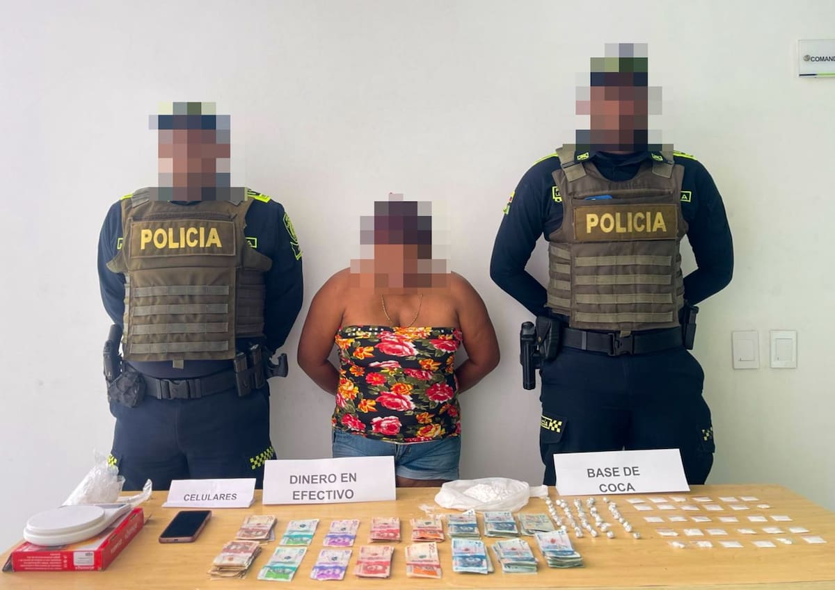 Durante los allanamientos, las autoridades capturaron a seis personas y decomisaron estupefacientes. // FOTO: SUMINISTRADA POR POLICÍA DE CARTAGENA.