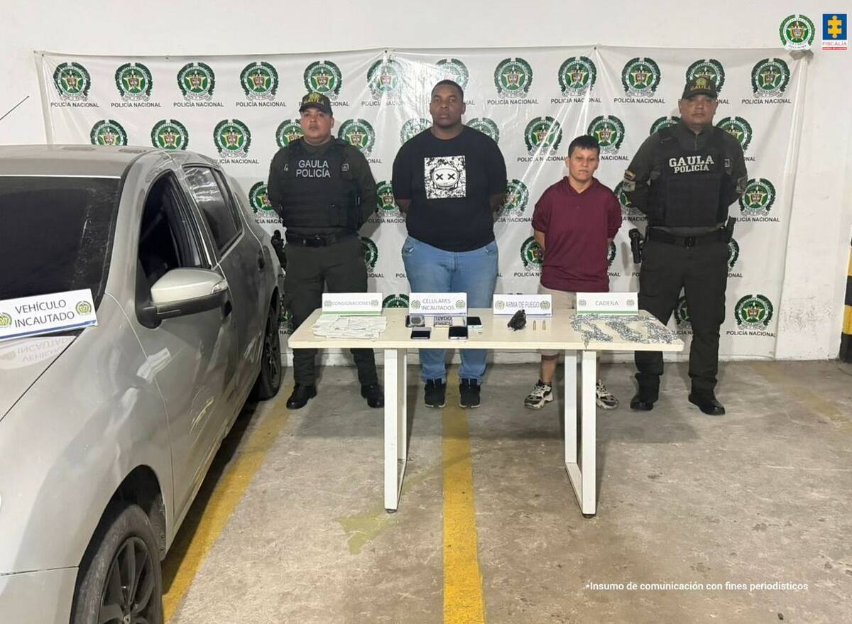 Un fiscal de la Seccional Atlántico judicializó a Jhan Carlos Gamboa Jiménez y Yulieth Elizabeth Carvajal Gómez, por su presunta participación en los delitos de secuestro extorsivo y fabricación, tráfico, porte o tenencia de armas de fuego, accesorios, partes o municiones.