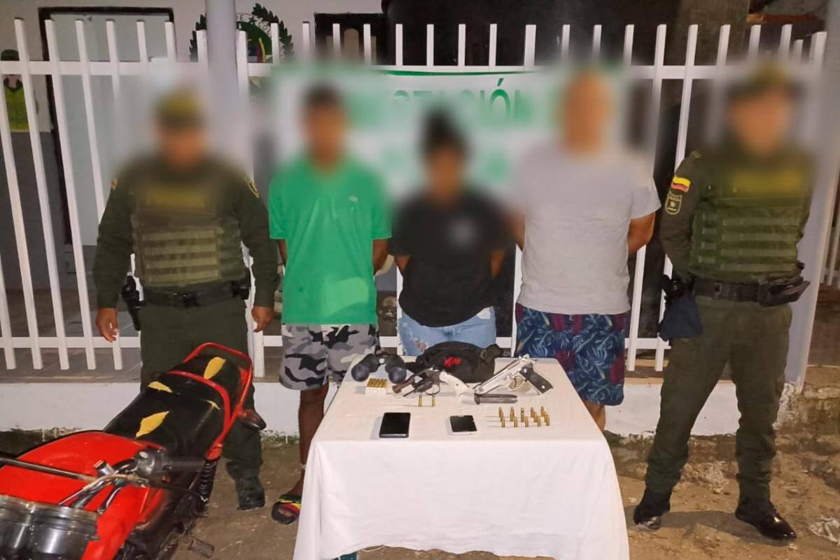 Video: Caen tres presuntos miembros del Clan del Golfo en Bocachica