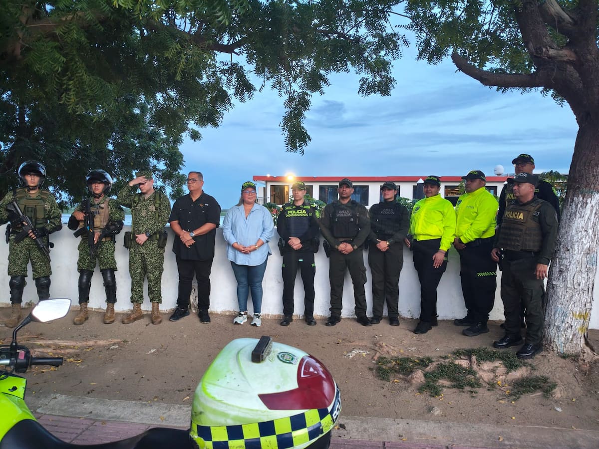 Caravana de Seguridad en Calamar, Bolívar. // Foto: cortesía - Policía Nacional