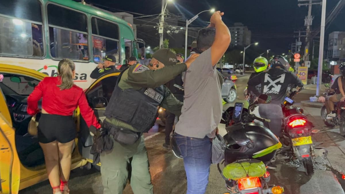 La Policía Nacional desplegó todas sus capacidades en las Caravanas por la Seguridad en diferentes sectores de Barranquilla y su área metropolitana.//Cortesía Policía Mebar