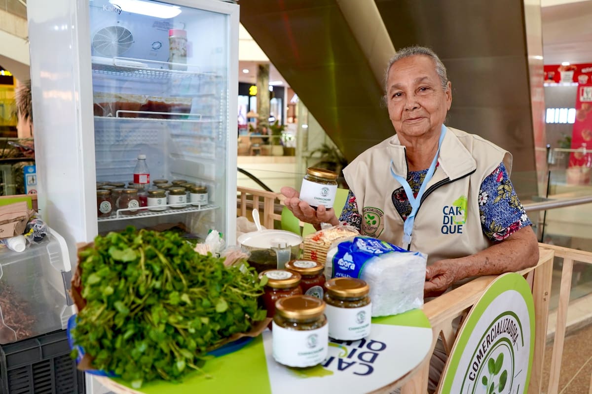 Esta feria ayuda a que el público cartagenero y turistas conozcan el talento de los emprendedores del norte y sur de Bolívar // Foto: cortesía.