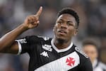 Video: Carlos Gómez se inventó un golazo ‘maradoniano’ y llega encendido ante Santa Fe
