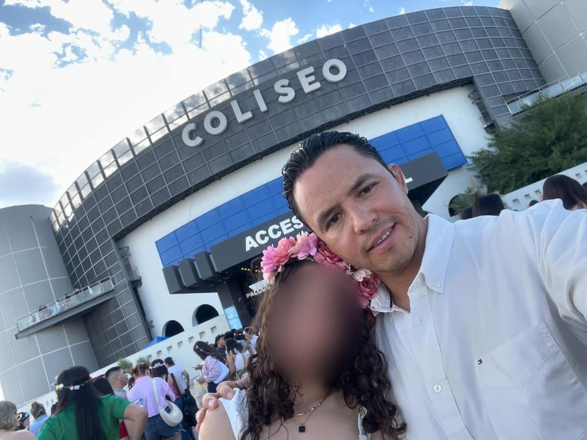 Carlos Arellano junto a su hija Paloma Nicole, la menor de 14 años que perdió la vida tras una cirugía estética. // Foto: tomada de Facebook.