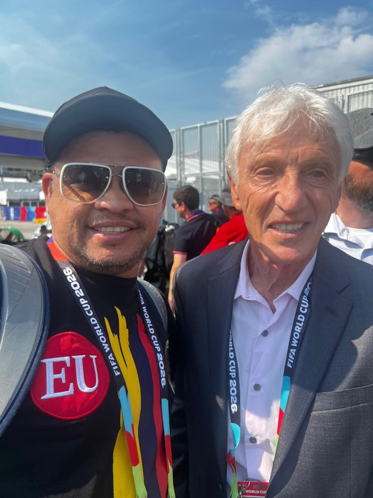 El periodista de El Universal, Carlos Caballero, y el extécnico de Colombia, José Néstor Pékerman. //Foto: El Universal.