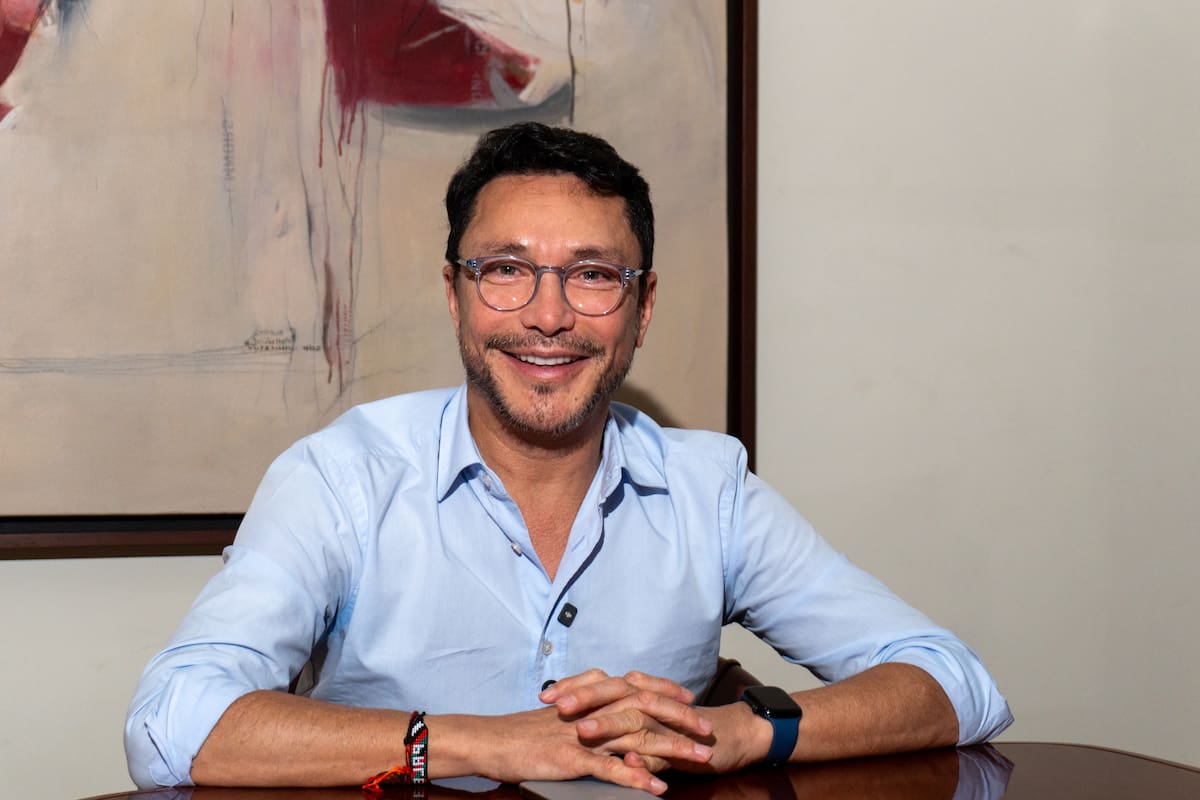 El candidato presidencial, Carlos Caicedo, afirmó que su propuesta política se diferencia por estar sustentada en resultados obtenidos en la administración pública y en una visión regional del país. // Foto: Diego Fierro.
