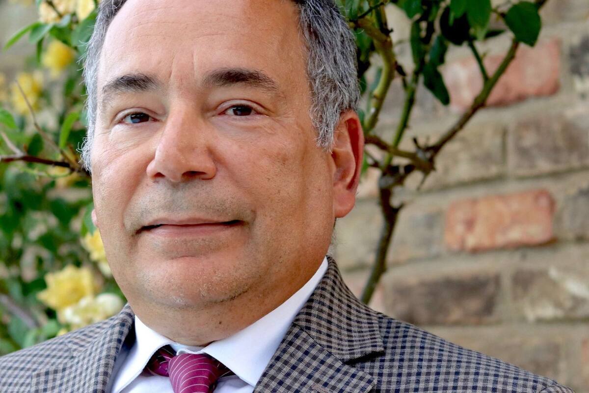 Carlos E. Urzola, el arquitecto que escribe para que Cartagena no olvide