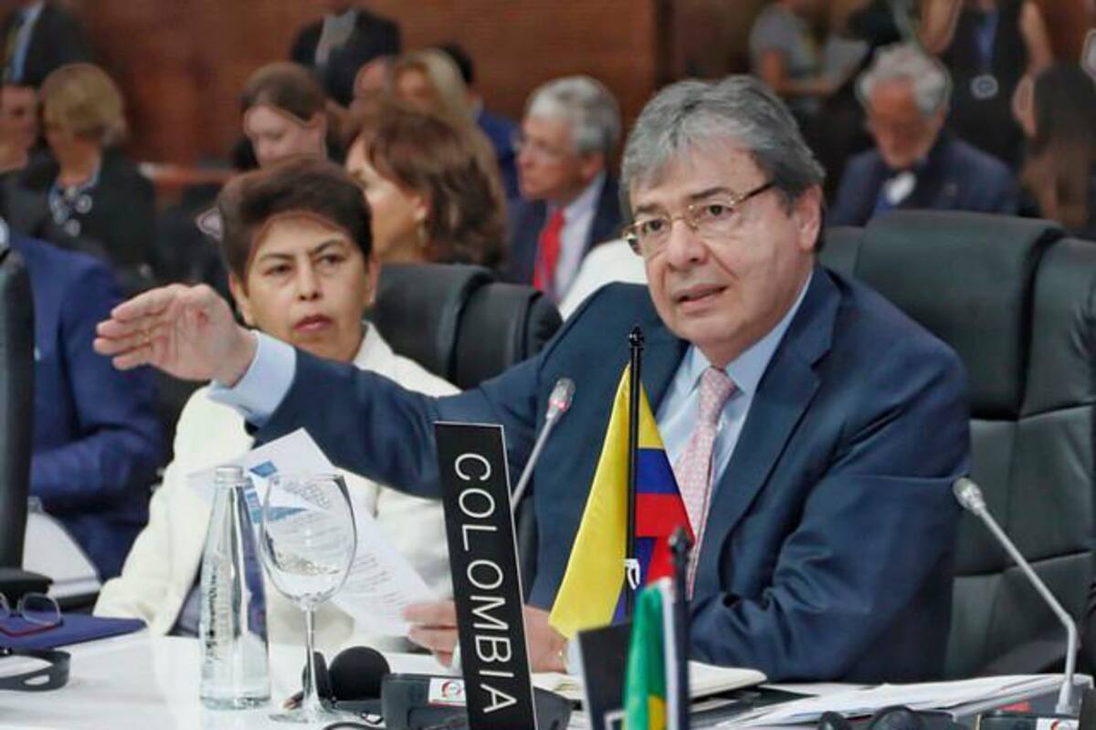 Colombia niega prácticas de espionaje en Venezuela