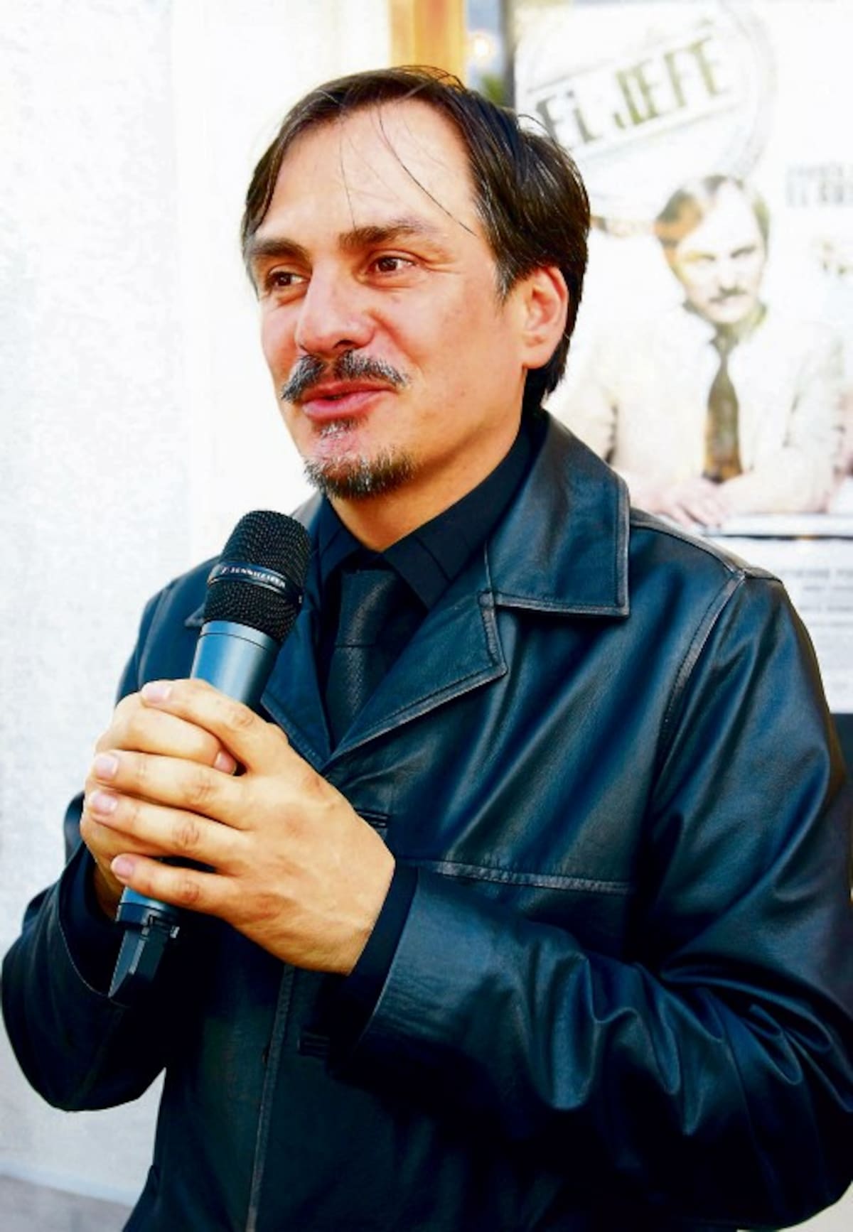 Carlos Hurtado es el protagonista de “El Jefe”.