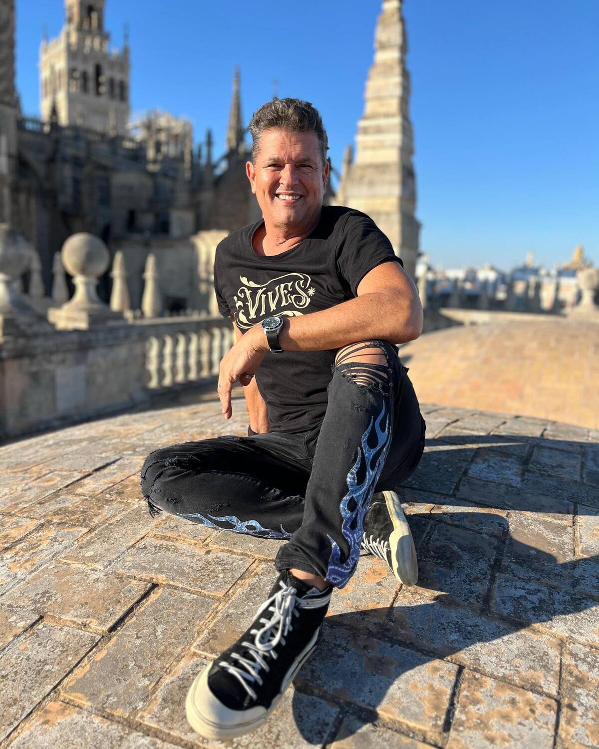 Carlos Vives el cantante lanzó su reciente canción La Chancleta, que es una de las más escuchadas en las plataformas digitales.//Foto:tomada de internet.