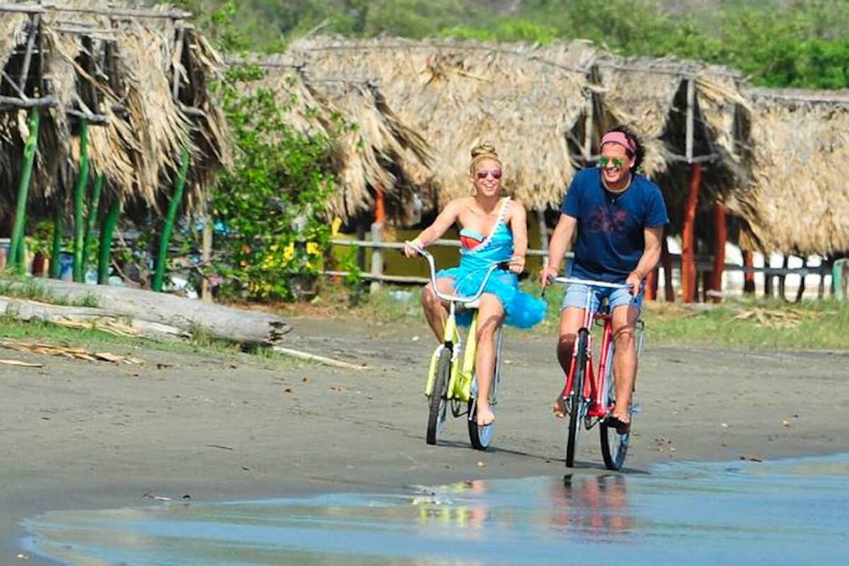 Carlos Vives y Shakira colaboran juntos en 'La Bicicleta'. //Foto: tomada de internet.