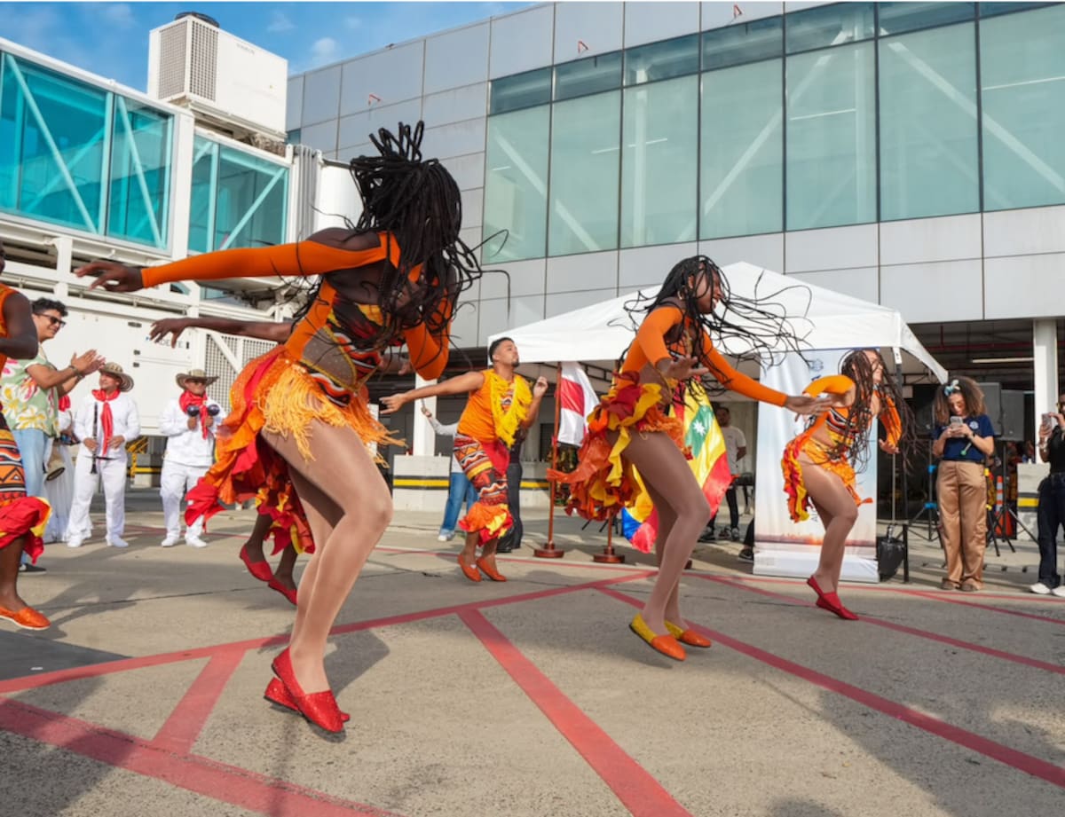 Cien hacedores y 30 músicos realizarán presentaciones e integrarán la puesta en escena del Carnaval de Barranquilla, que será cómo sumergirse en la magia de una pequeña Barranquilla en Makondo Park, cerca de la vivienda donde vive Shakira en España.//Cortesía Alcaldía de Barranquilla.
