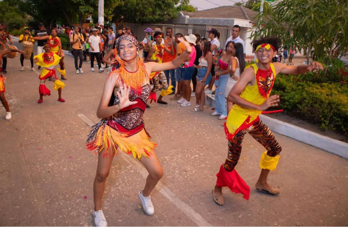 En el municipio de Campo de la Cruz se celebra este domingo go la Batalla de Flores del Carnaval del Sur y sus Riberas.//Cortesía Gobernación del Atlántico.