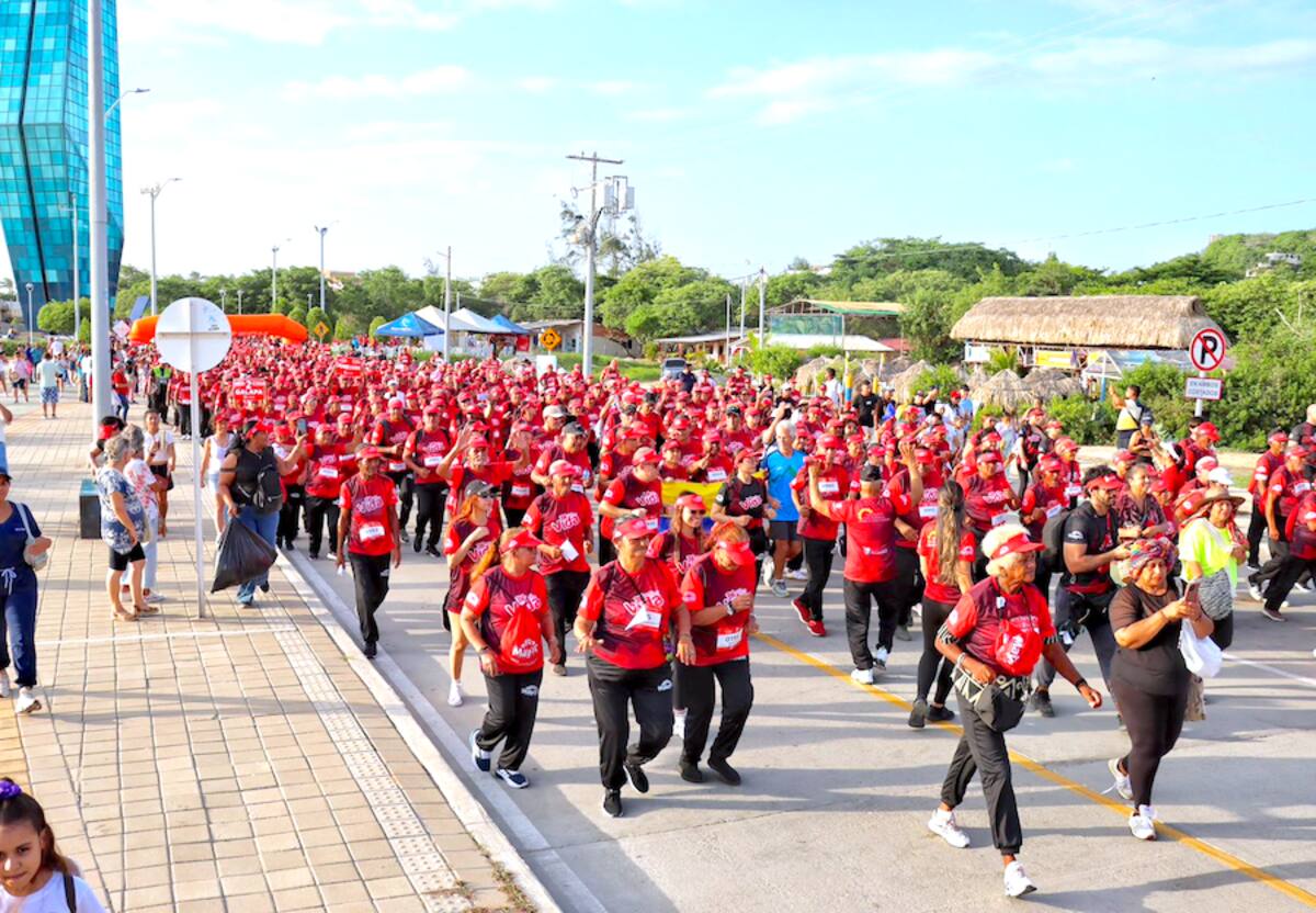 Los adultos mayores fueron los grandes protagonistas de la carrera ‘3K Pasos por la Vida’, organizada por la Gobernación del Atlántico.//Cortesía.