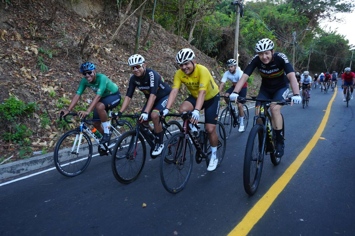 Este miércoles se realizó una rodada recreativa para el lanzamiento de la Carrera Clásica de la Candelaria 2025. // Foto: cortesía