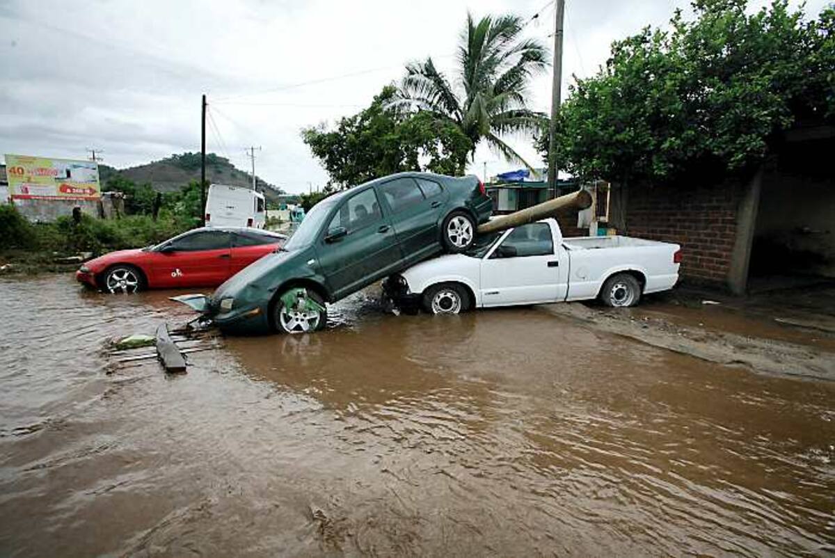 Daños del huracán Jova en su paso por México. AP Marco Ugarte