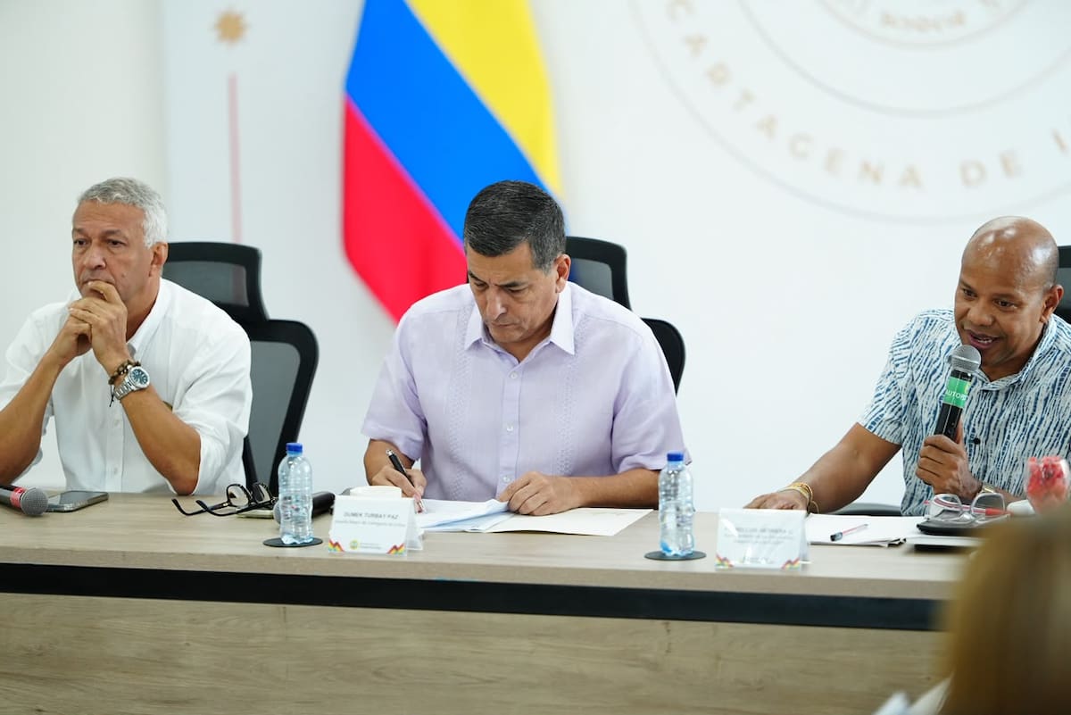 Alcalde Dumek Turbay anuncia el primer colegio público trilingüe de Cartagena y más instituciones bilingües que abrirán en 2027. // Foto: cortesía de la Alcaldía de Cartagena.