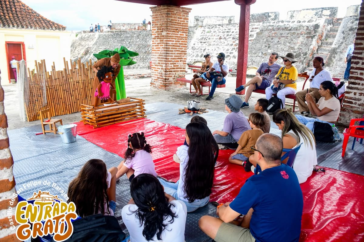 Cartagena disfrutó de una jornada cultural gratuita en el Castillo de San Felipe. // Foto: cortesía de la Alcaldía de Cartagena.