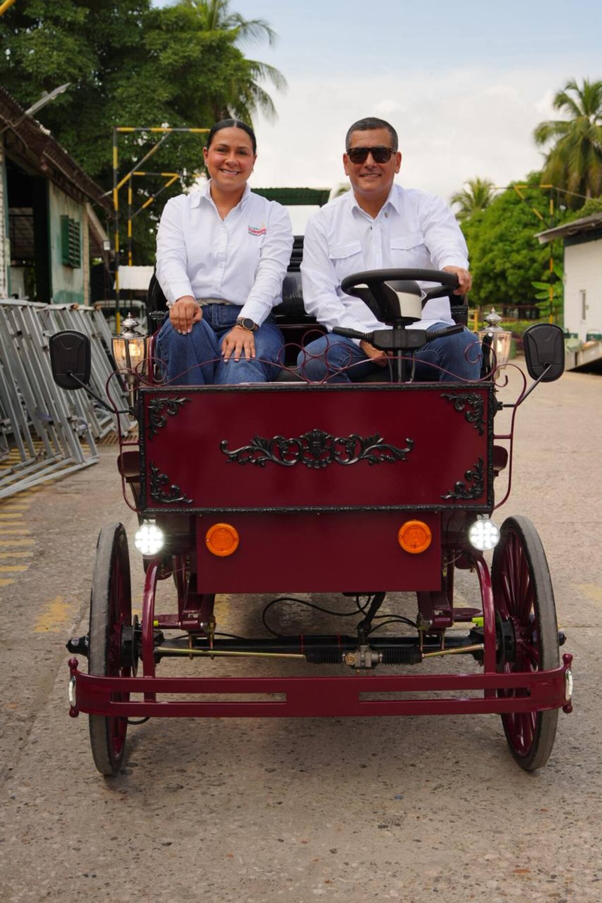 Liliana Rodríguez, presidenta de Corpoturismo y Dumek Turbay, alcalde de Cartagena. // Foto: cortesía - Alcaldía de Cartagena