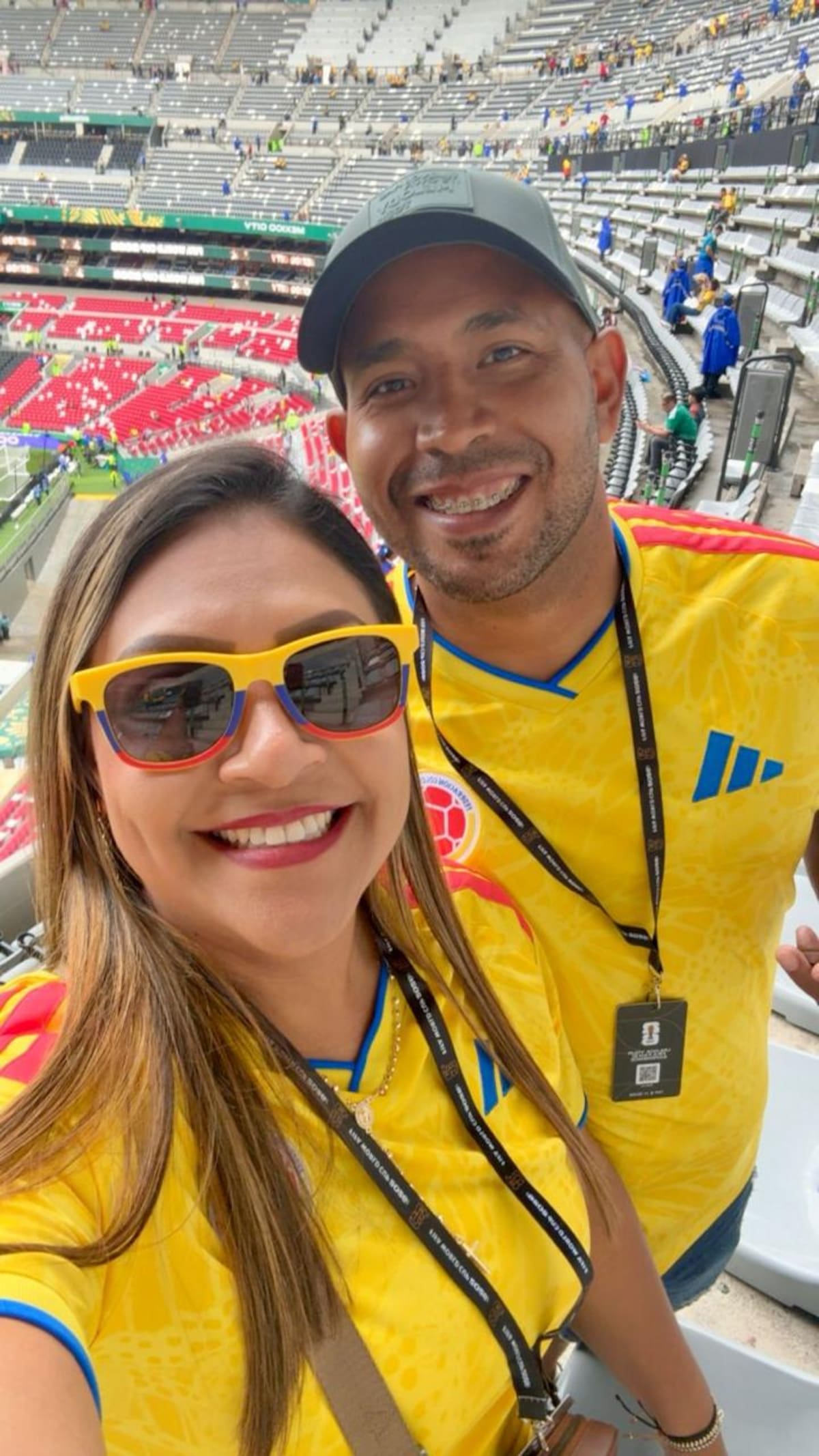 Julys Rojas y Duván Herrera, cartageneros que estuvieron en Ciudad de México alentando a Colombia ante Uzbekistán. //Cortesía