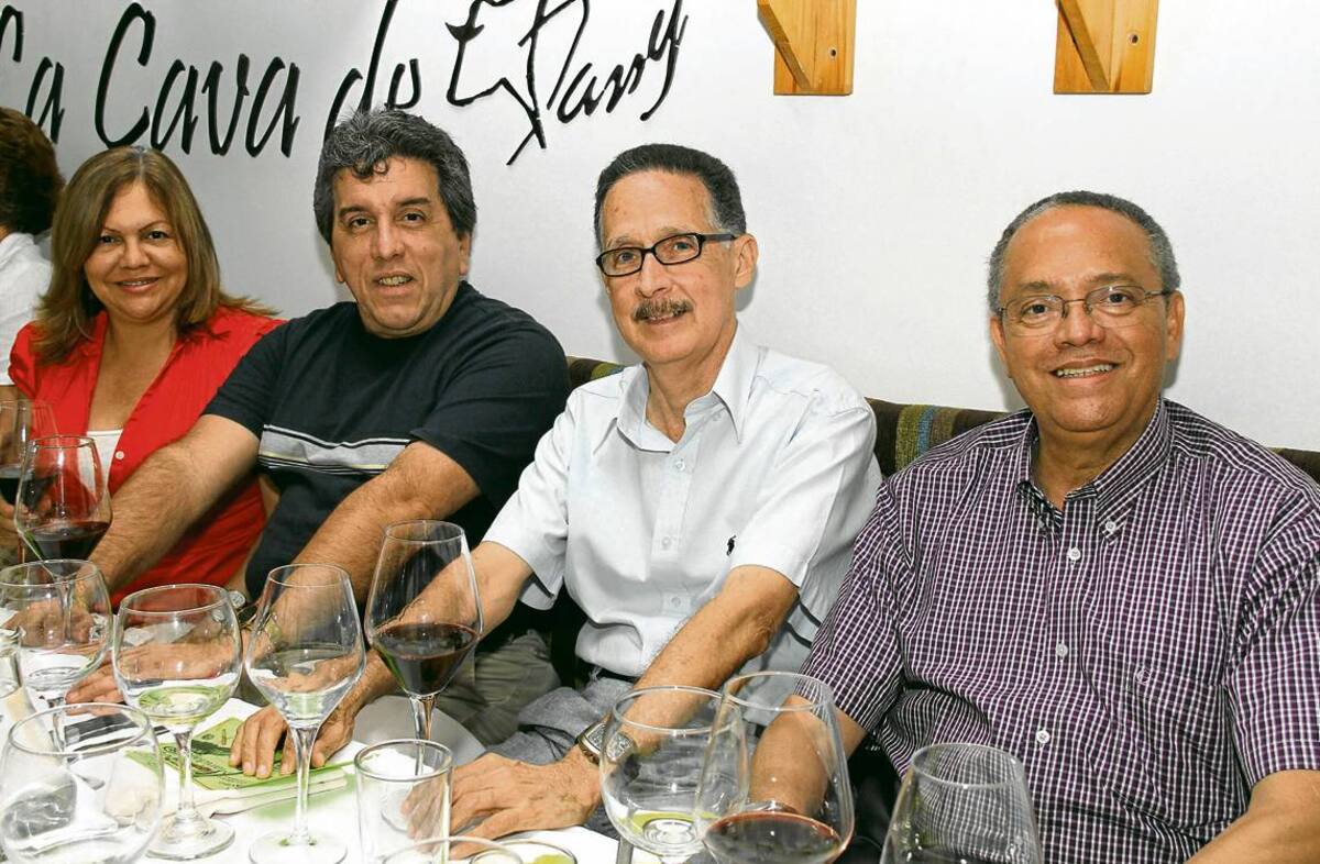 Zuly de Brochet, Luis Eduardo Brochet, Eduardo Pallares Bossa y Guillermo Baena.