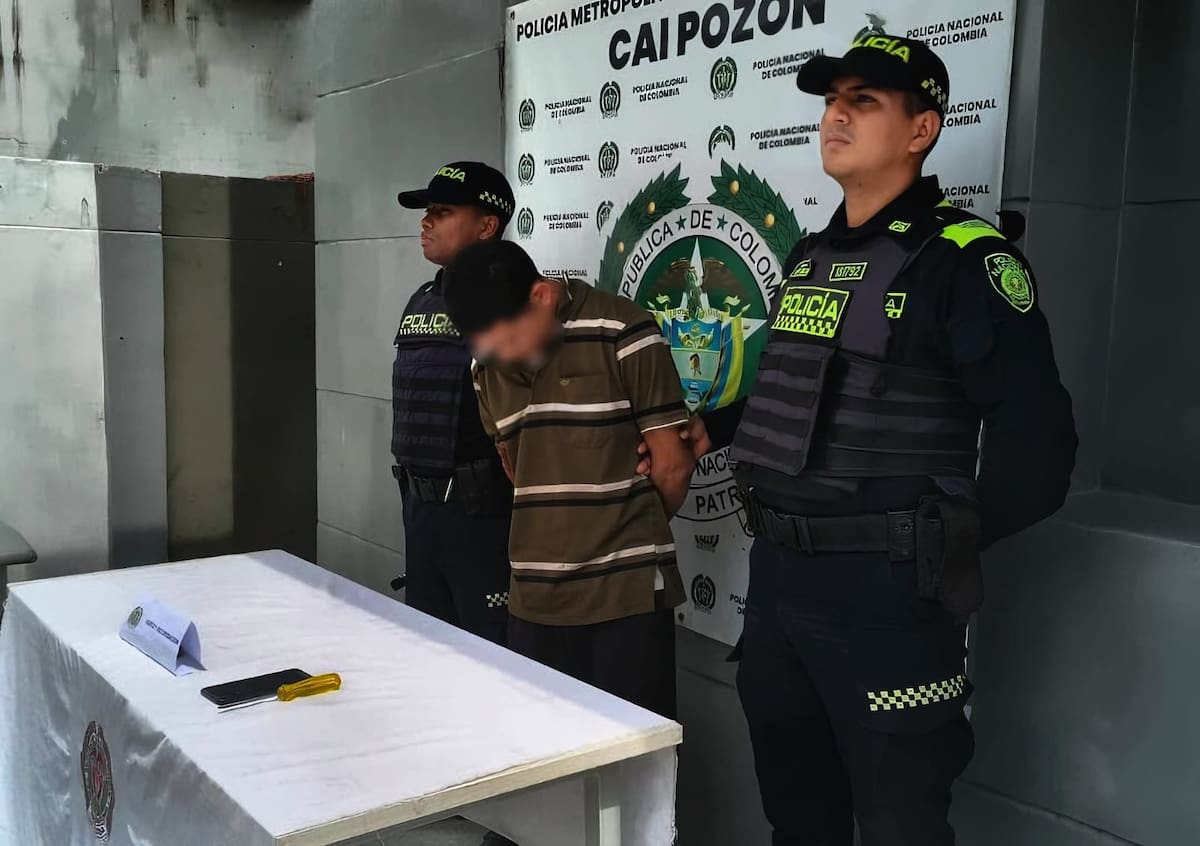 Cayó en flagrancia alias ‘Mañe’ tras robar un celular en El Pozón.
