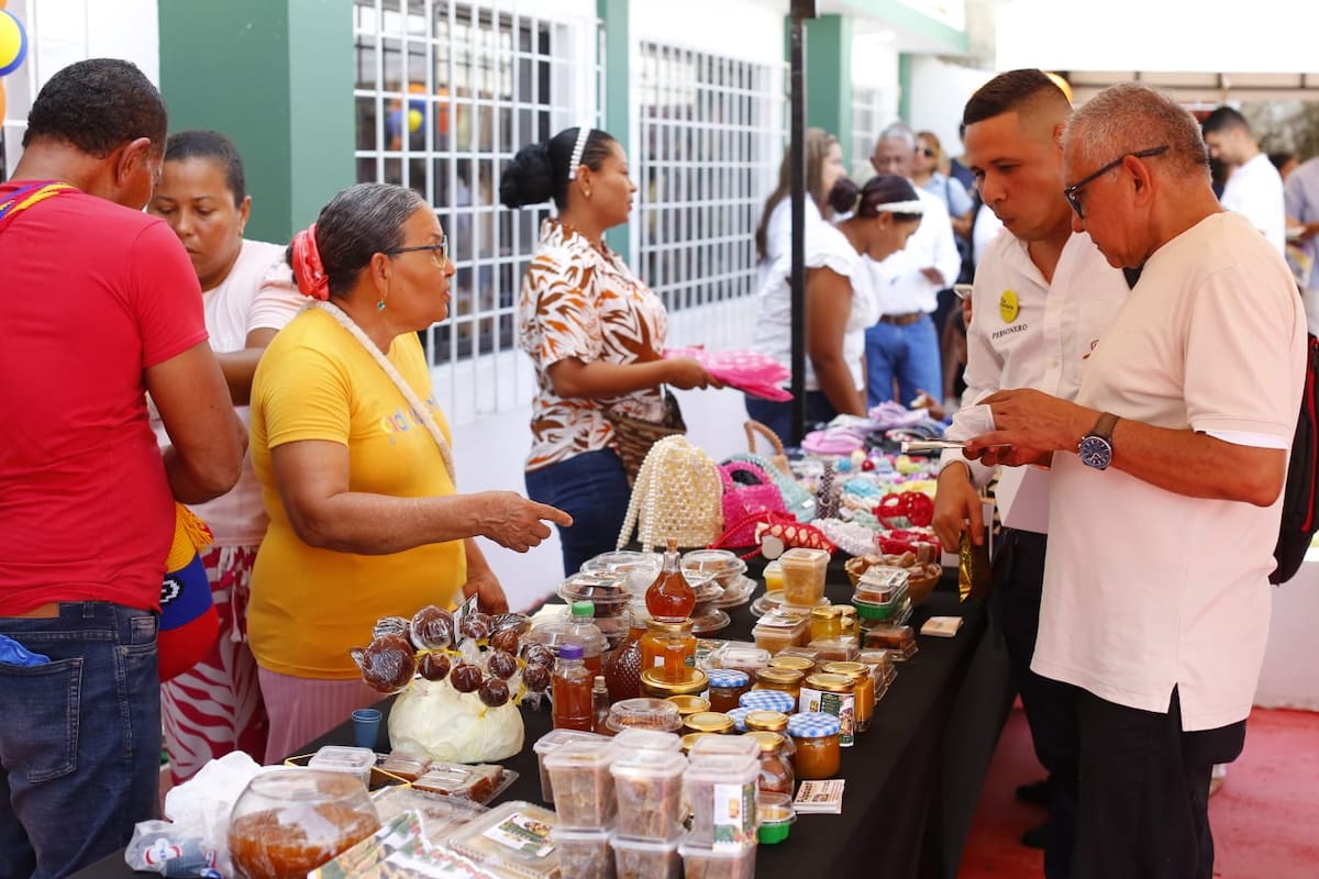 La apertura de este nuevo CISE se llevó a cabo entre bailes y muestras tradicionales // LUIS HERRÁN.