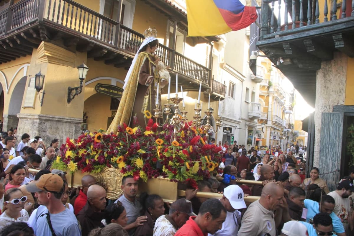 Celebración de la Virgen del Carmen en el Centro Histórico de Cartagena. // Foto: Julio Cesar Castaño.