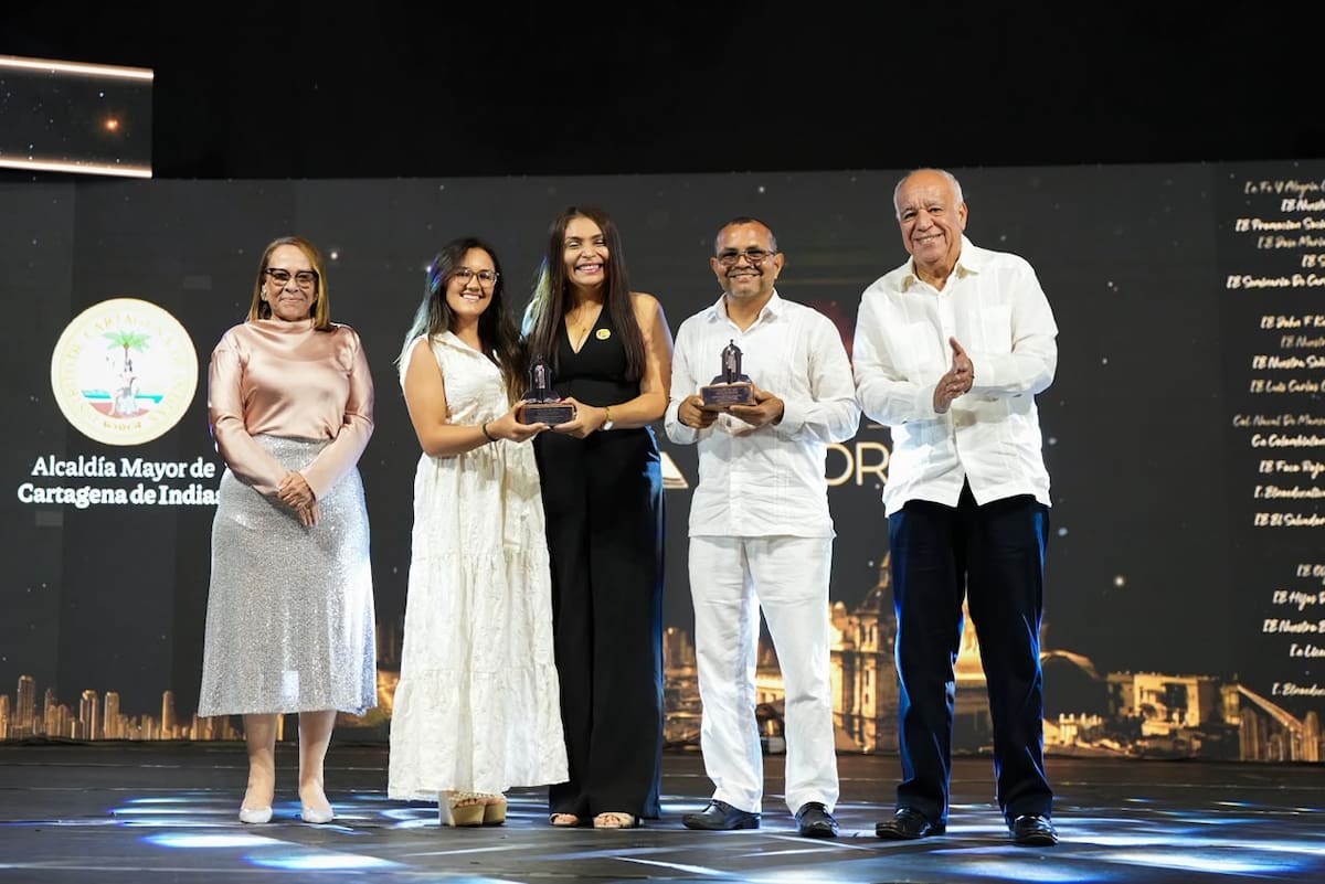 Ceremonia de premiación de los Premios Saberes Heroicos 2026 en Cartagena. // Foto: cortesía - Alcaldía de Cartagena